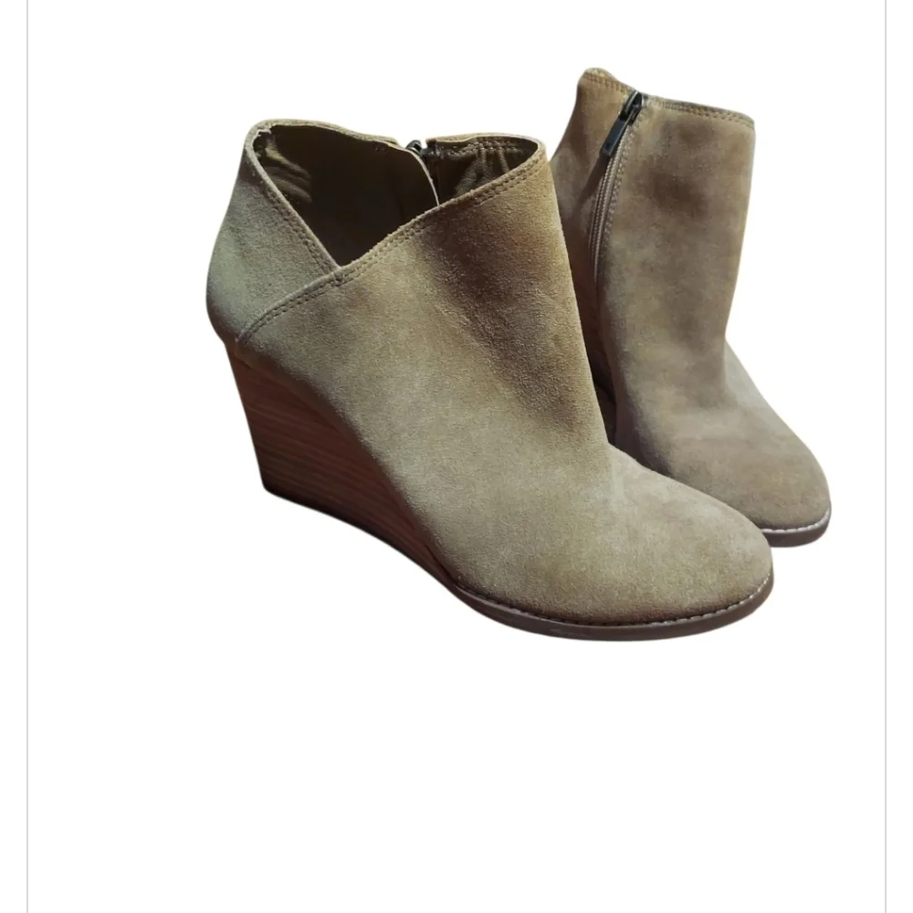 Lucky Brand Ankle Boots 8M Brown Suede Yakeena Side Zip Wedge Boho Cabincore
